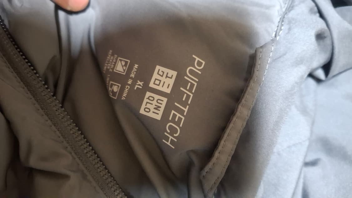 유니클로 퍼프테크 그레이 XL사이즈 상품이미지2