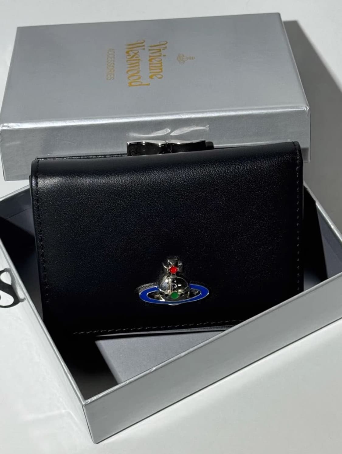 비비안웨스트우드 아카이브 은장 orb 블랙 레더 하프월렛 반지갑 상품이미지6