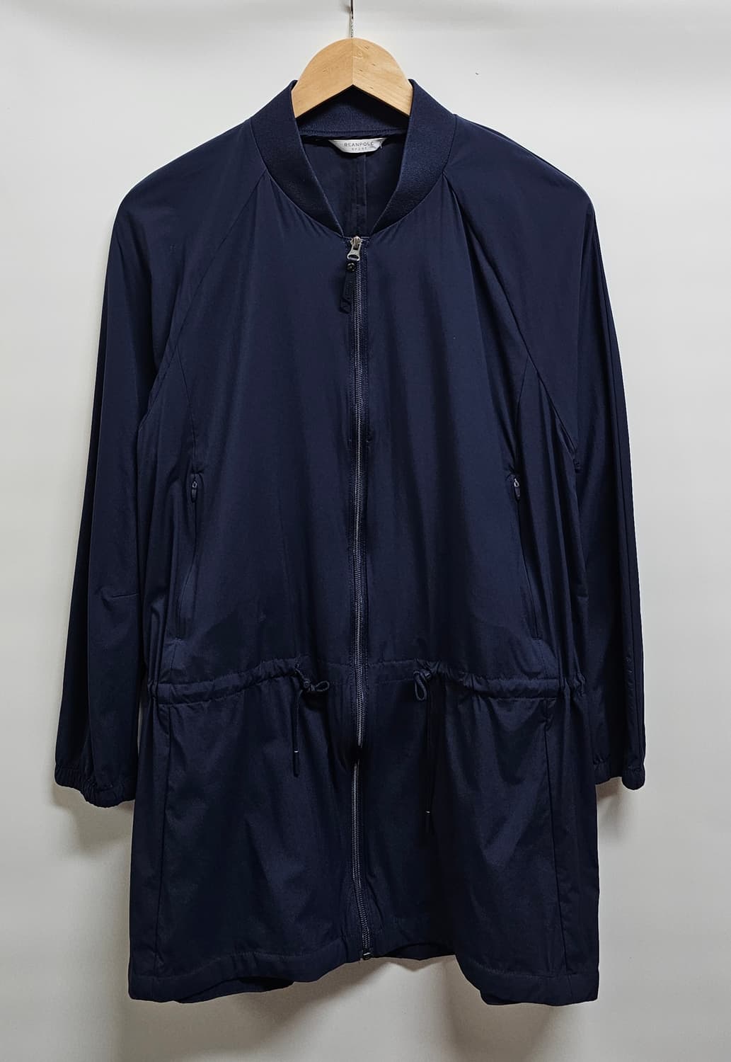 빈폴 여성 우븐 바람막이 미디점퍼 95 상품이미지1