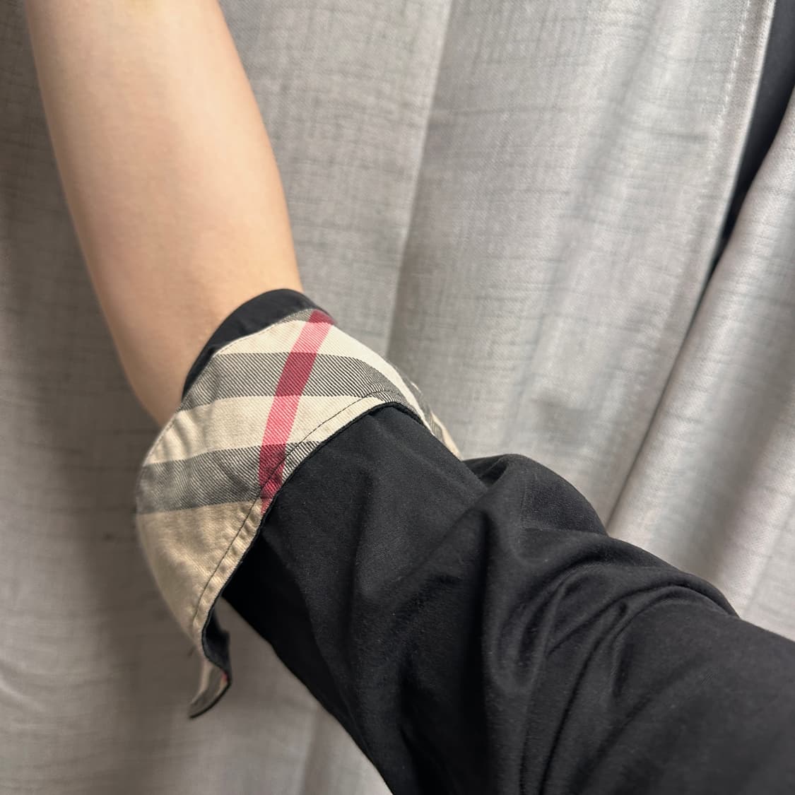 버버리 런던 블랙셔츠 xs 상품이미지4