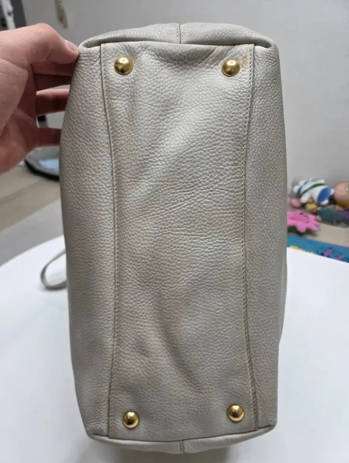 미우미우 비텔로 다이노 토트백 상품이미지5