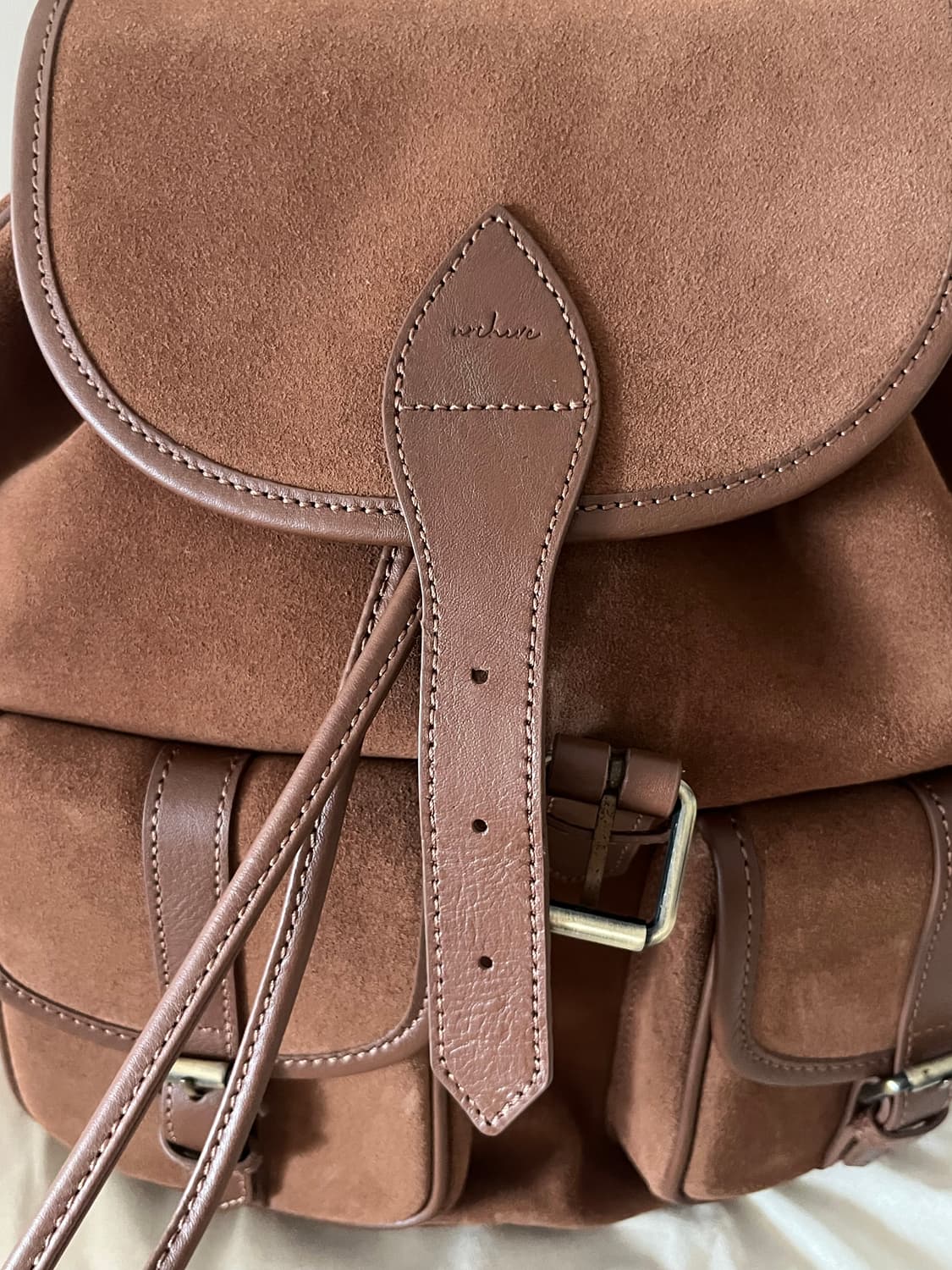 아카이브제이투유 이태리 스웨이드 백팩 카멜브라운 상품이미지4