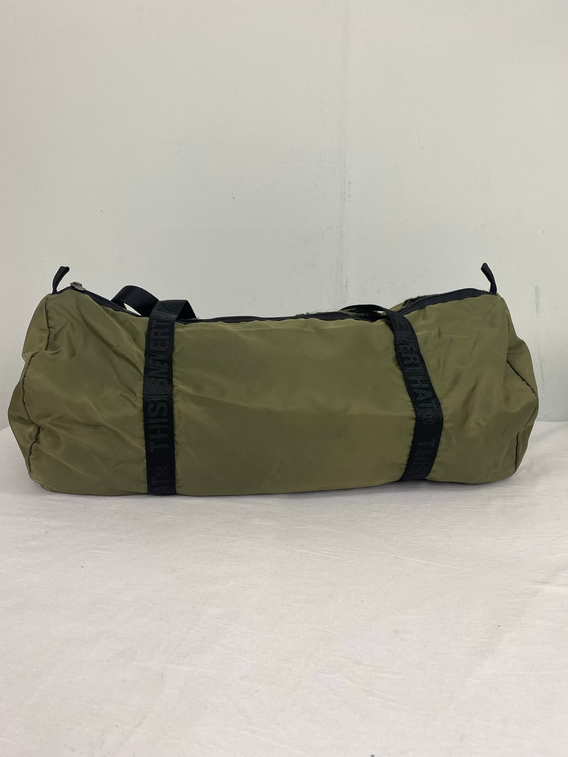 디스이즈네버댓 더플백 올리브 (하자o) <67> 상품이미지2