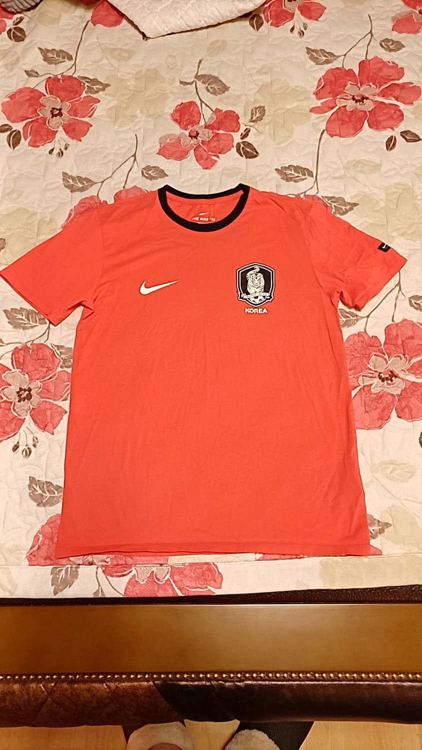나이키 국가대표 얇은반팔 L 여성77 가슴50 기장66 상품이미지1