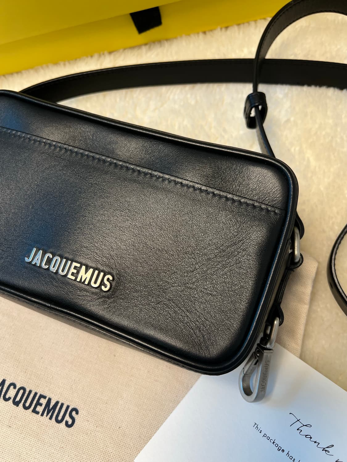 자크뮈스 르 바네토 블랙 메신저백 상품이미지3