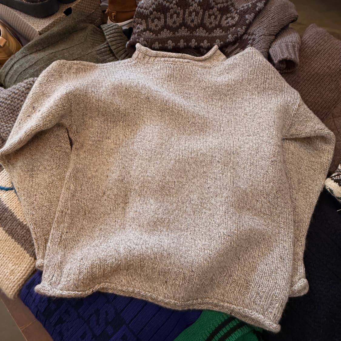 티볼리 실크 울 혼방 롤넥 스웨터 상품이미지4