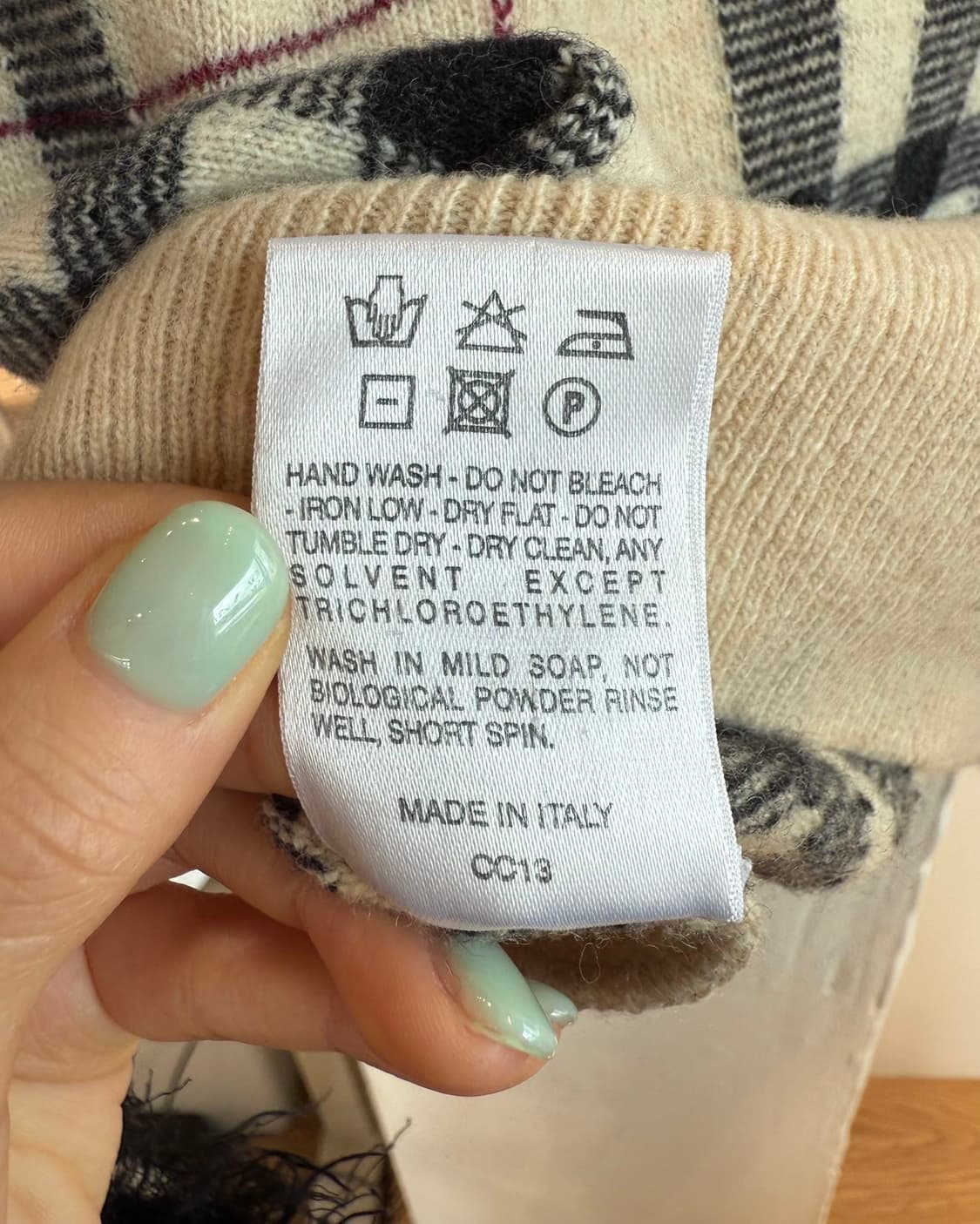 버버리 베이지 노바체크 울 니트  상품이미지10