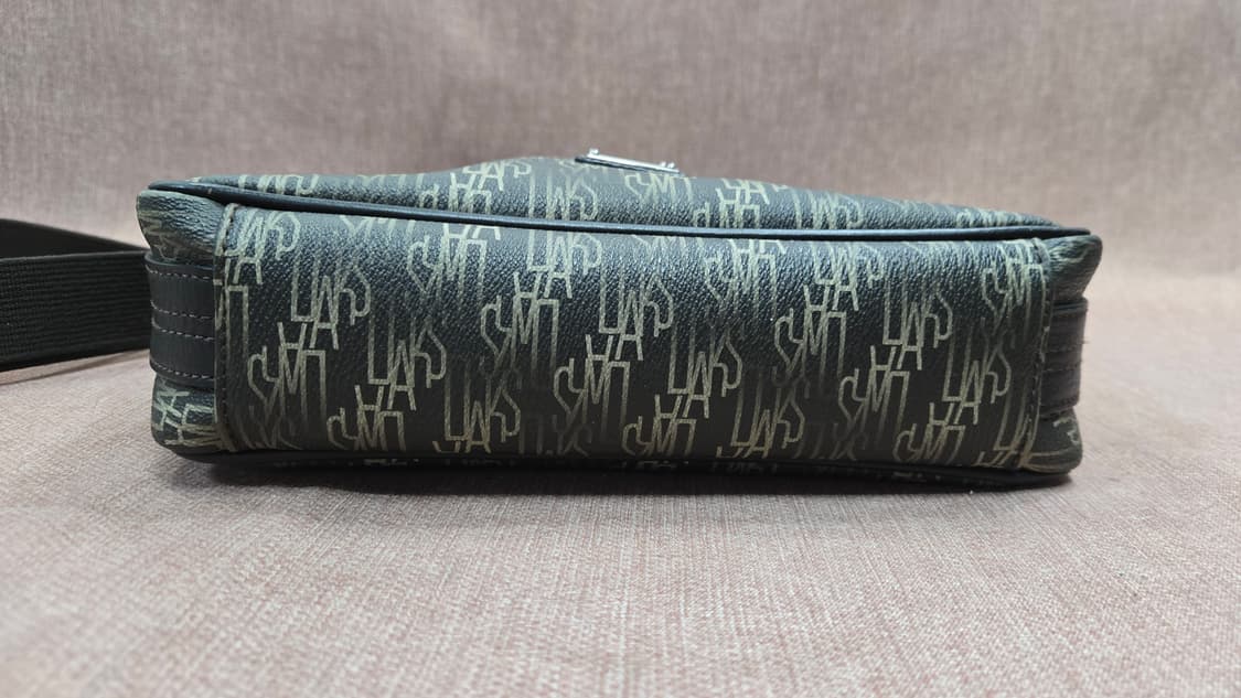 닥스 메신저백 모노그램 패턴 크로스백 상품이미지5