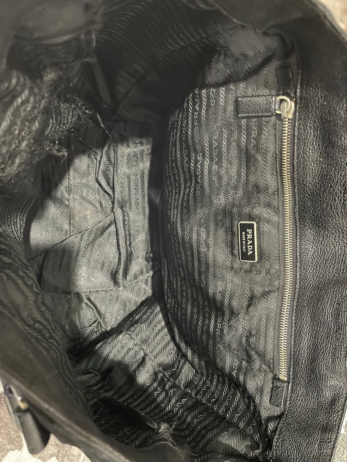 프라다 블랙 캔버스 토트백 정품 상품이미지4