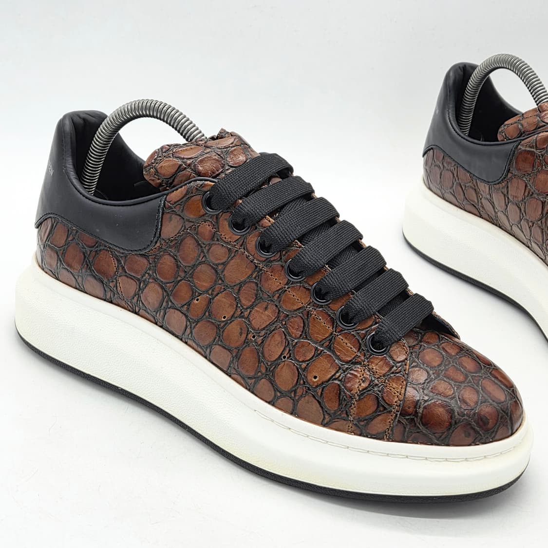 알렉산더맥퀸 오버솔 스니커즈 브라운 크로크다일 (41) 상품이미지5