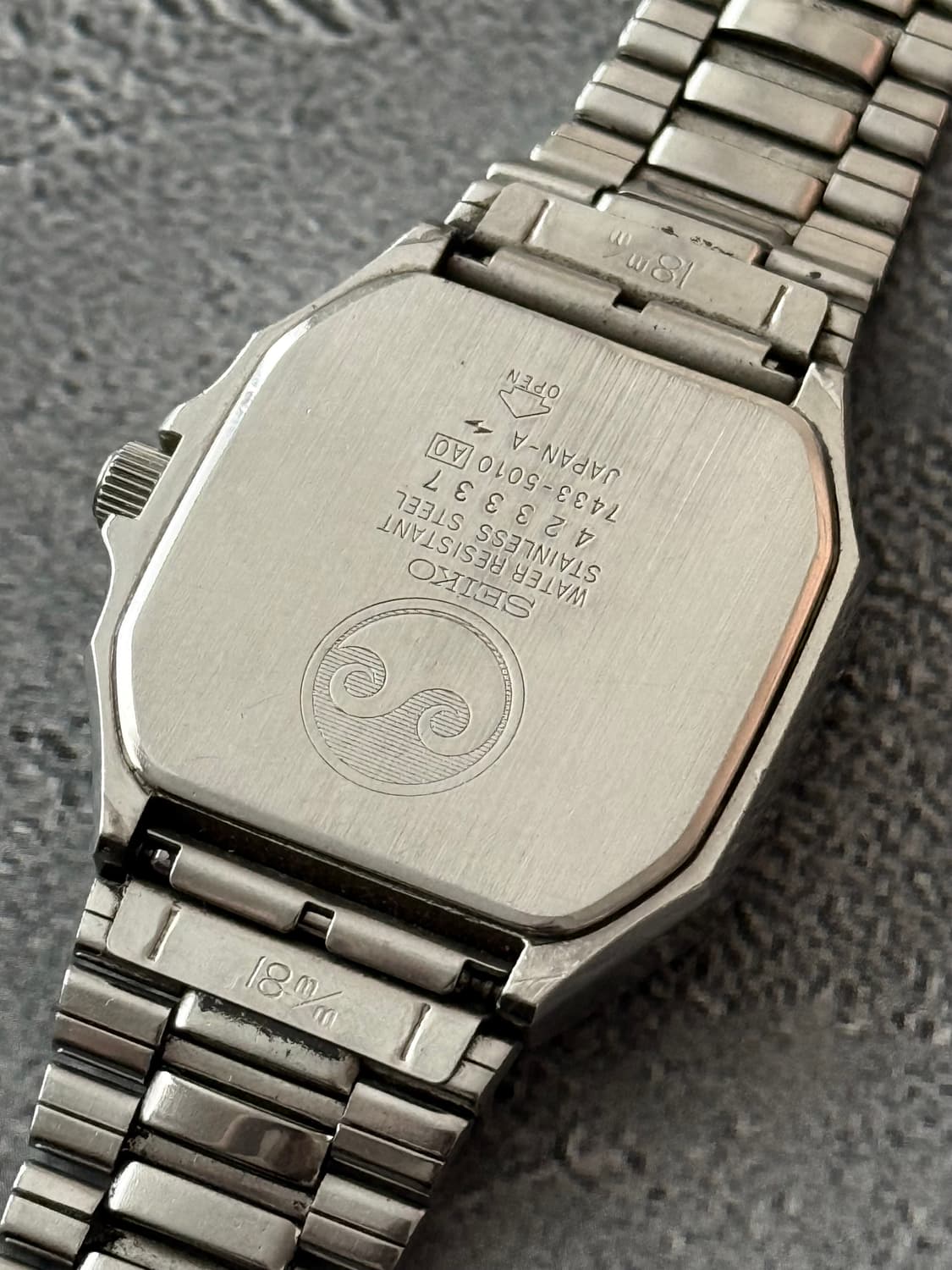 세이코 Seiko Chronos 쿼츠 스퀘어 상품이미지2