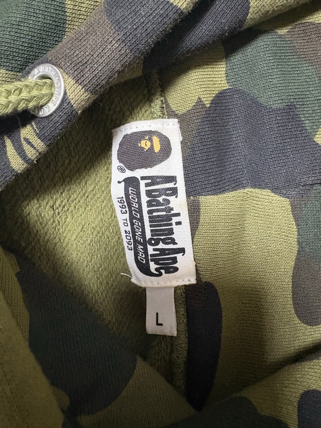 (오늘만 이 가격) 베이프 카모 후드티 L 상품이미지3