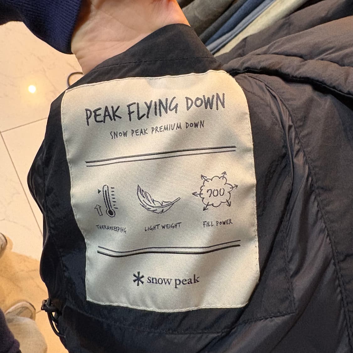 스노우피크 카라 부클넥 헤비 다운 자켓 상품이미지7