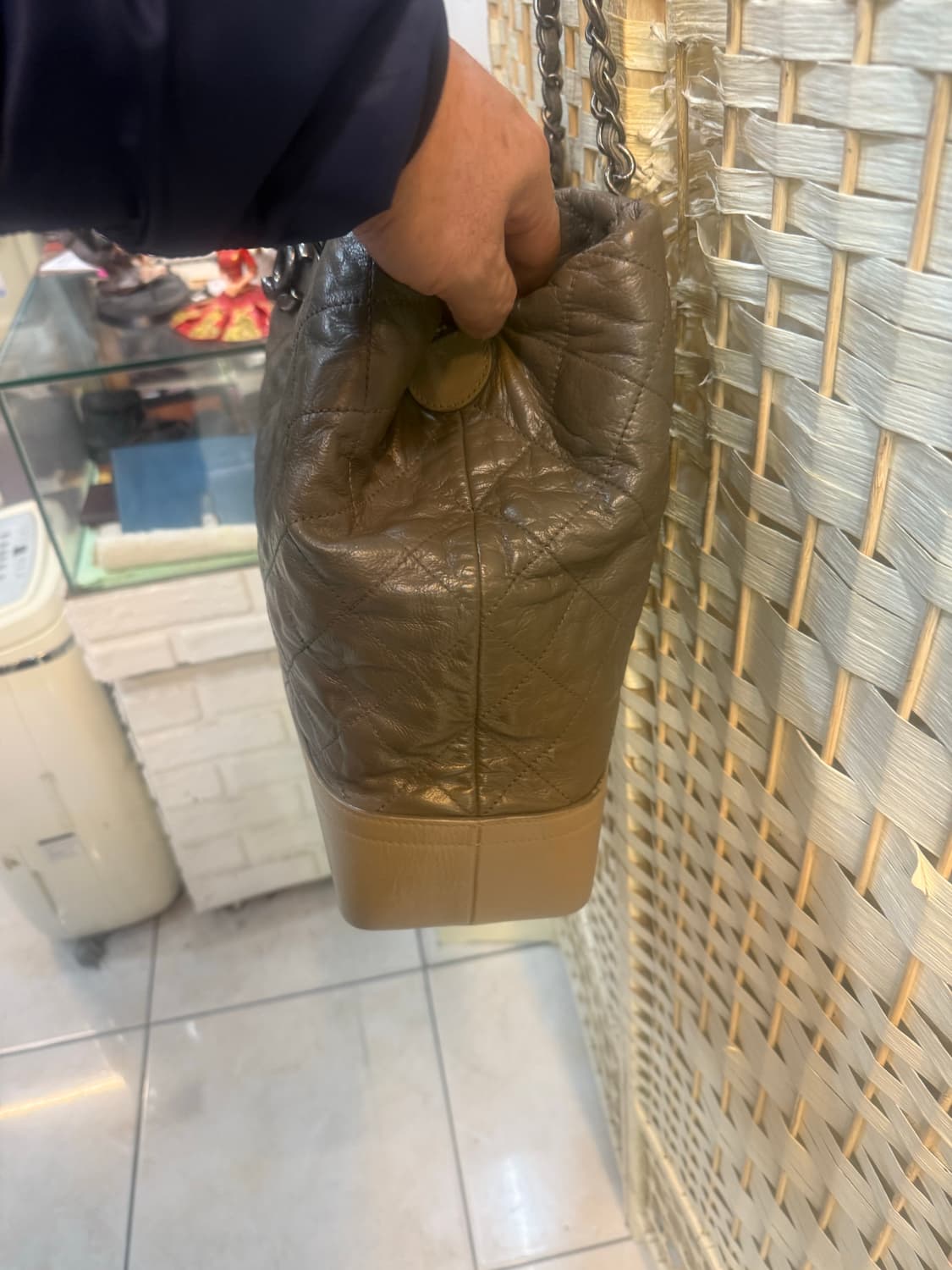 정품 샤넬 가브리엘 클래식 체인 숄더백 팝니다 상품이미지2