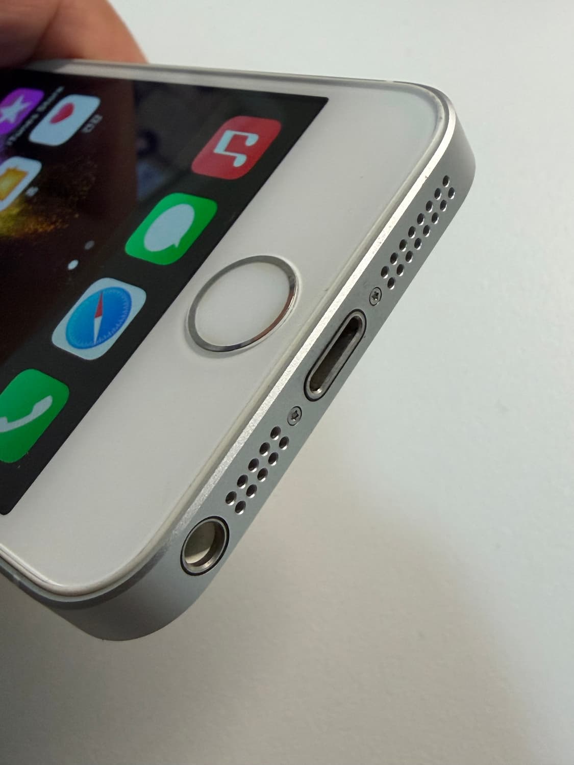 아이폰 SE(1세대) 실버 32기가 #1210 (5월6일발송) 상품이미지6