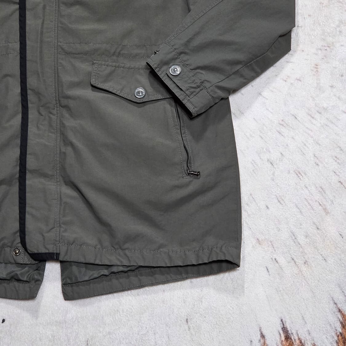 레노마 챠콜 바람막이 자켓 상품이미지3