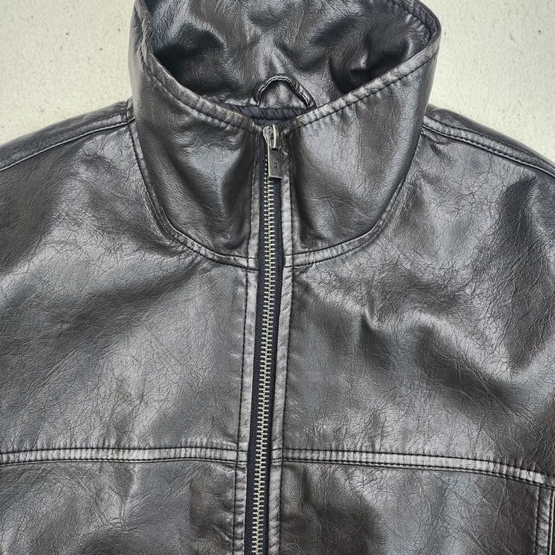 BERSHKA 워싱 레더 자켓  S 상품이미지2