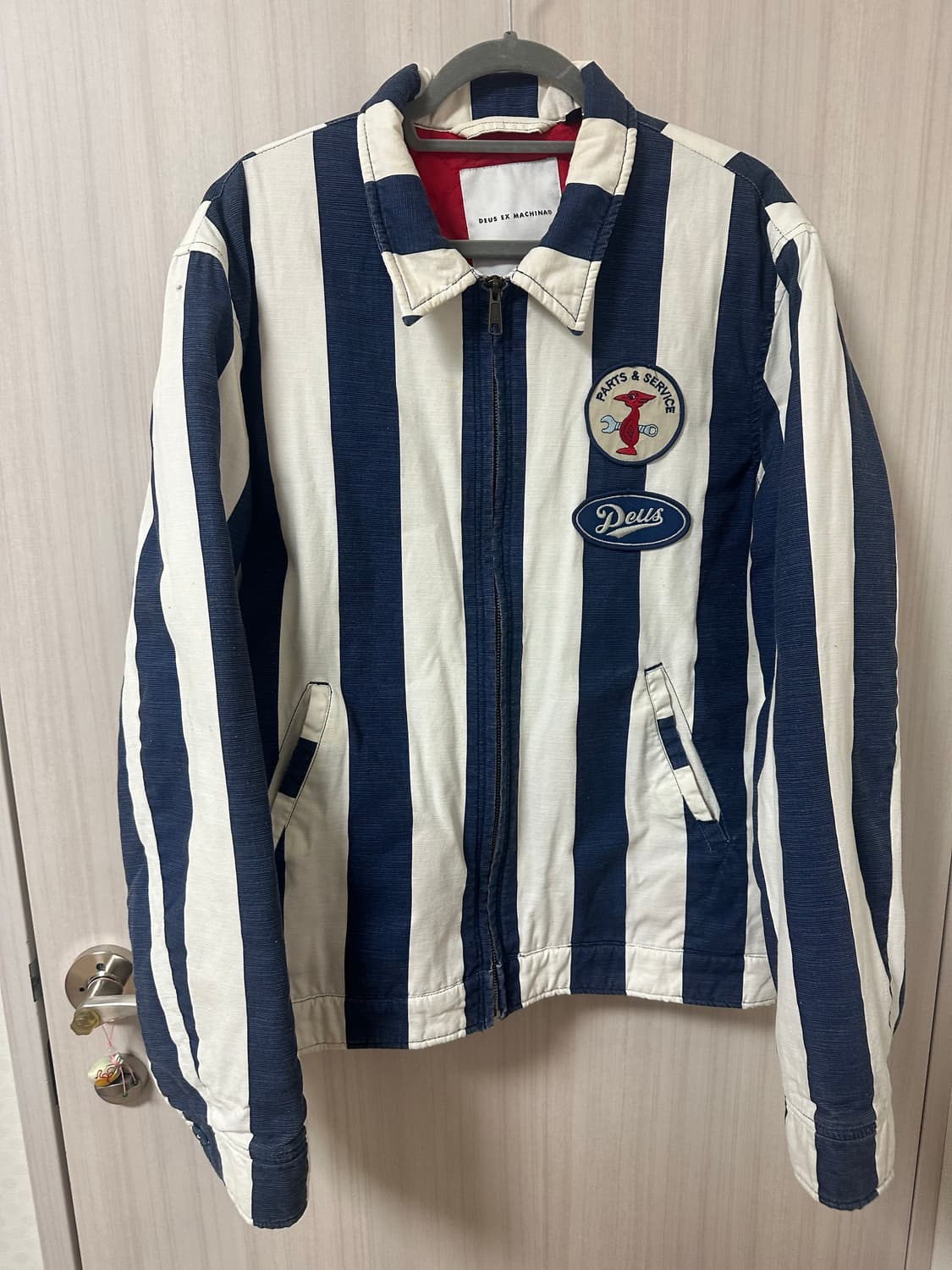 데우스 자켓팝니다 상품이미지1