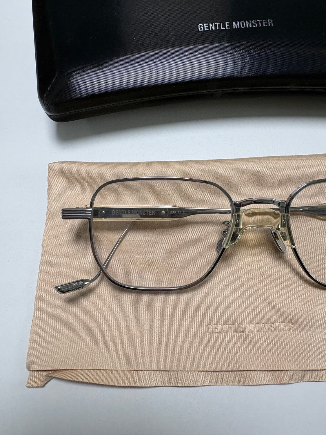 젠틀몬스터 CATTA 카타 안경테 상품이미지3