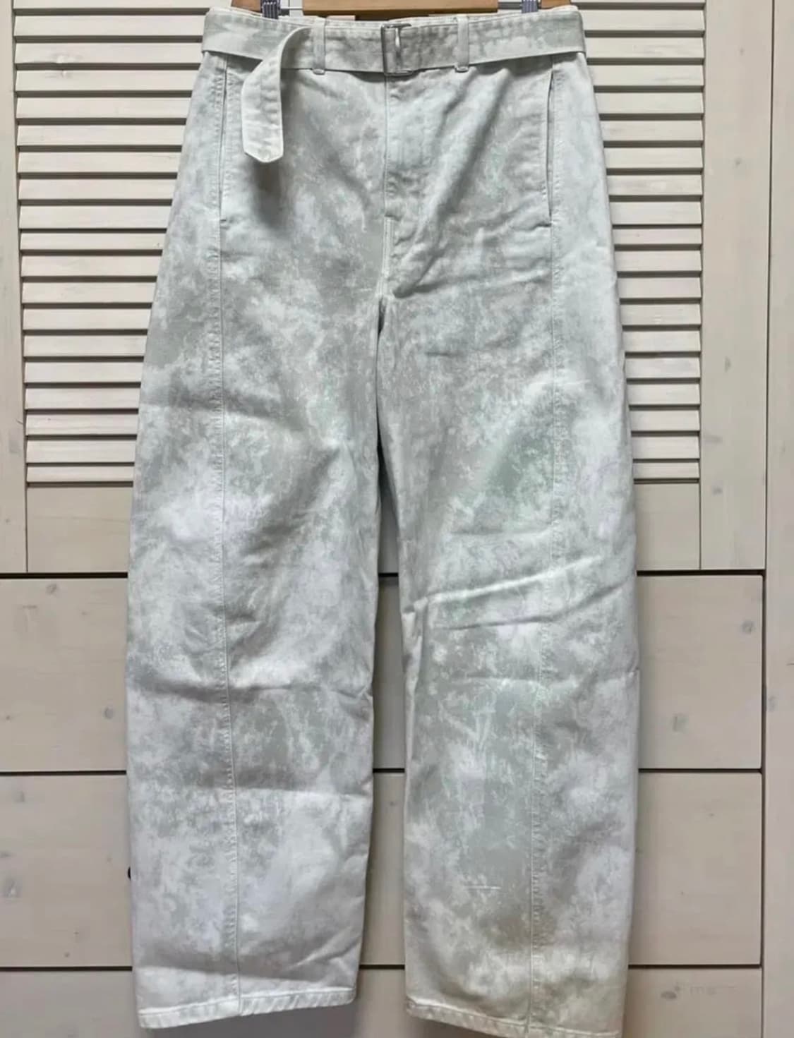 르메르 트위스티드 벨티드팬츠 상품이미지1