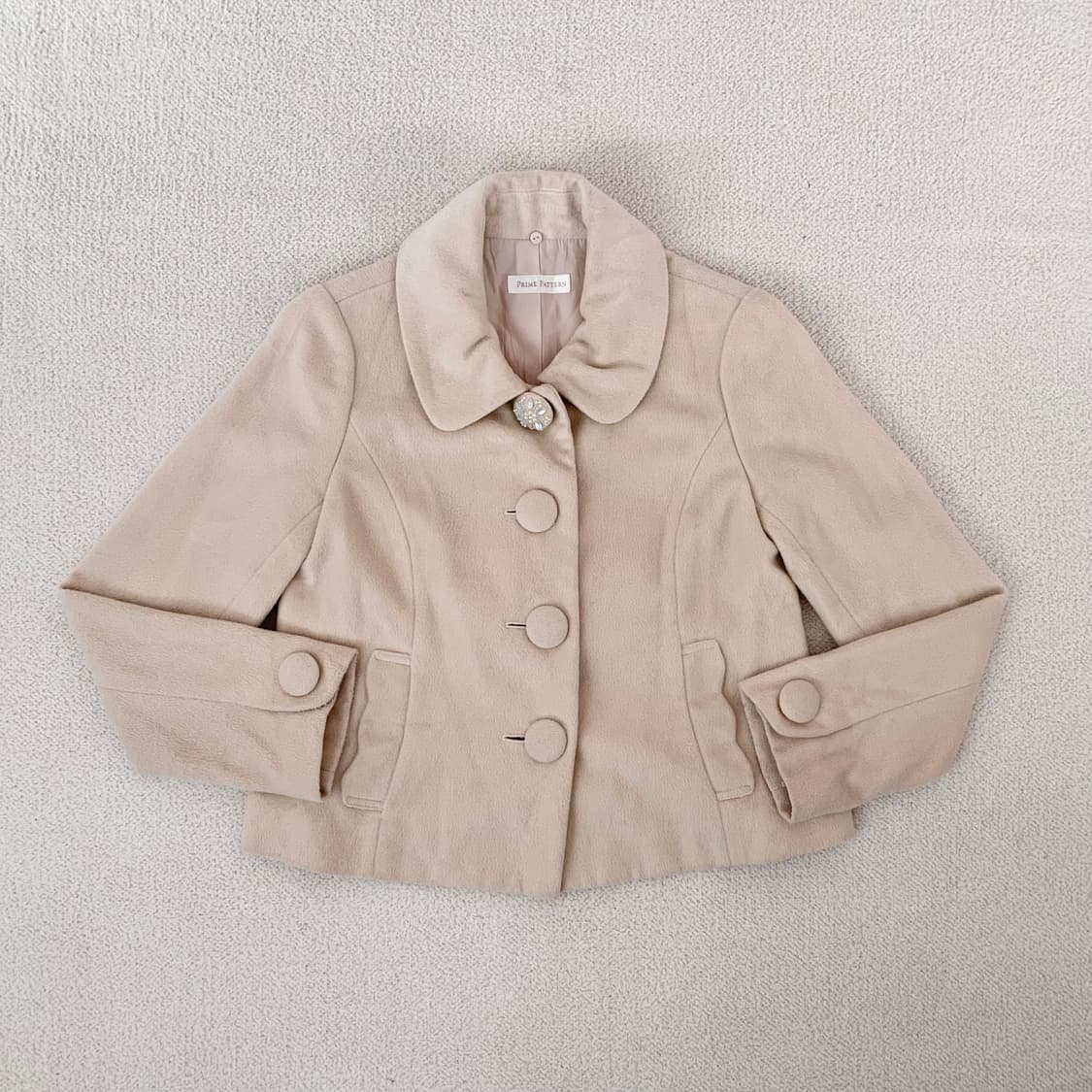 라떼갸루 베이지 러블리 숏 코트 상품이미지1