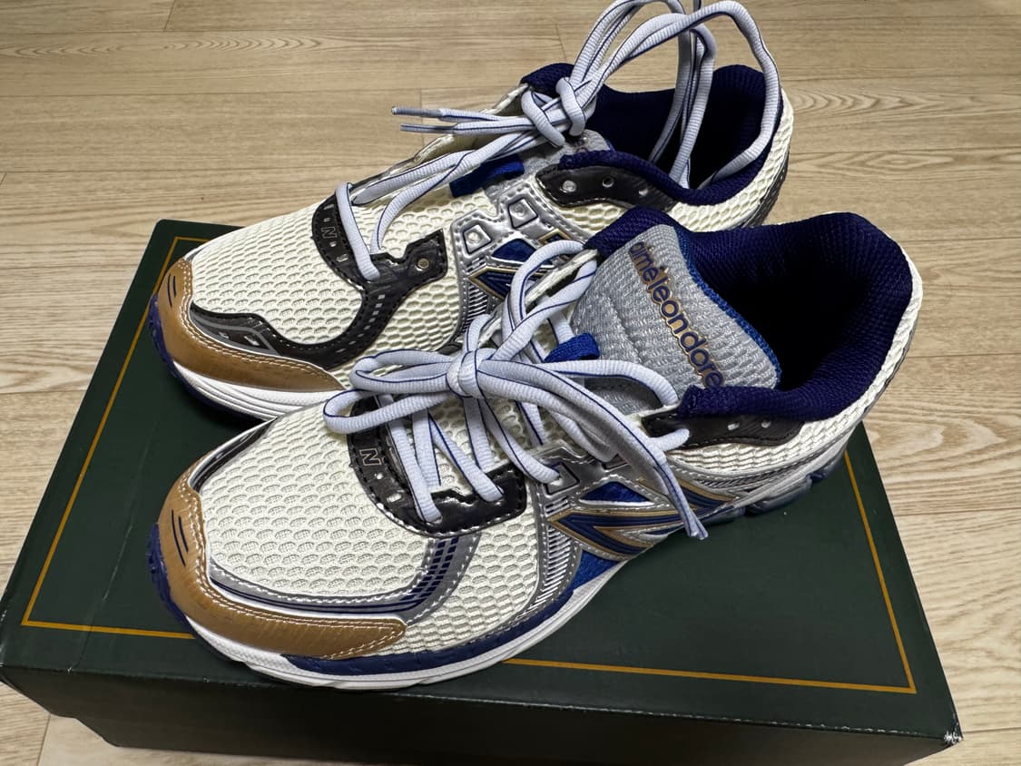 [255] 뉴발란스 860v2 Aime Leon Dore 상품이미지1