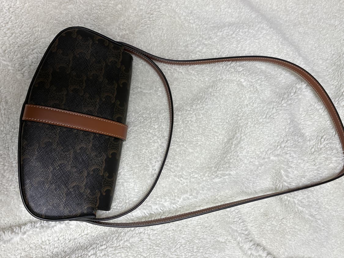 셀린느 타부백 상품이미지5