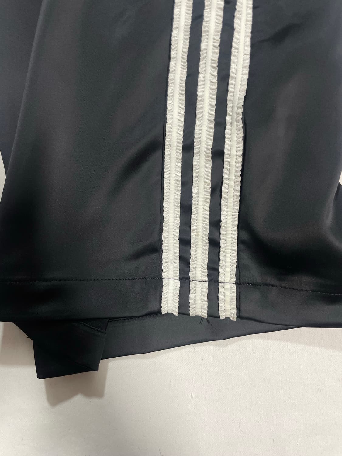 아디다스 와이드 러플 삼선 트랙팬츠 상품이미지5