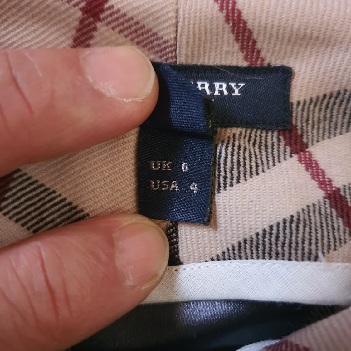 정품 버버리 여성 노바체크 랩 스커트 상품이미지7