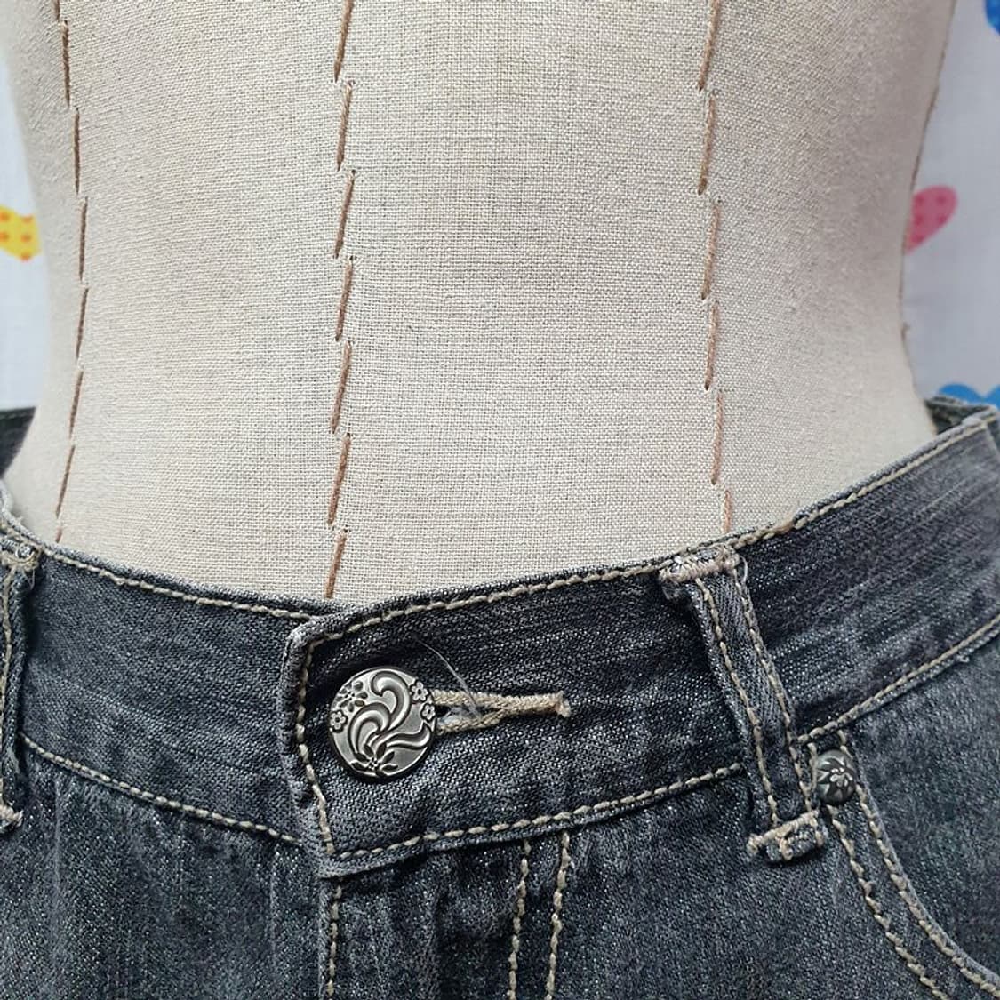 블랙 데님 프린지 데미지 십자가 레터링 페인팅 프린팅 청반바지 흑청바지 상품이미지2