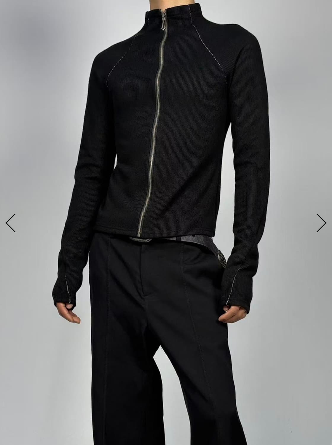 Minimal Seam Zip-Up Top 상품이미지2