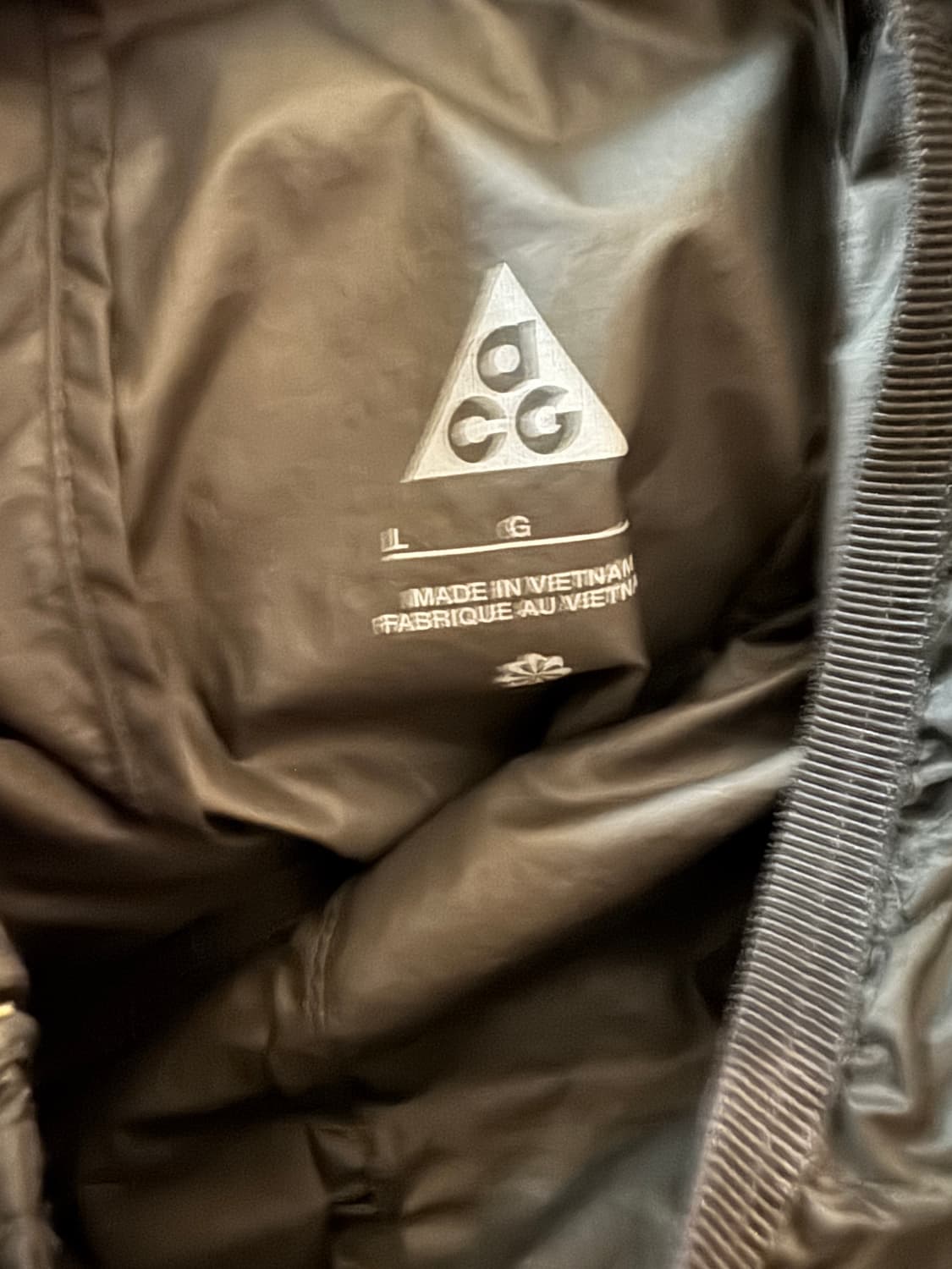 나이키 ACG 바람막이 L 상품이미지4