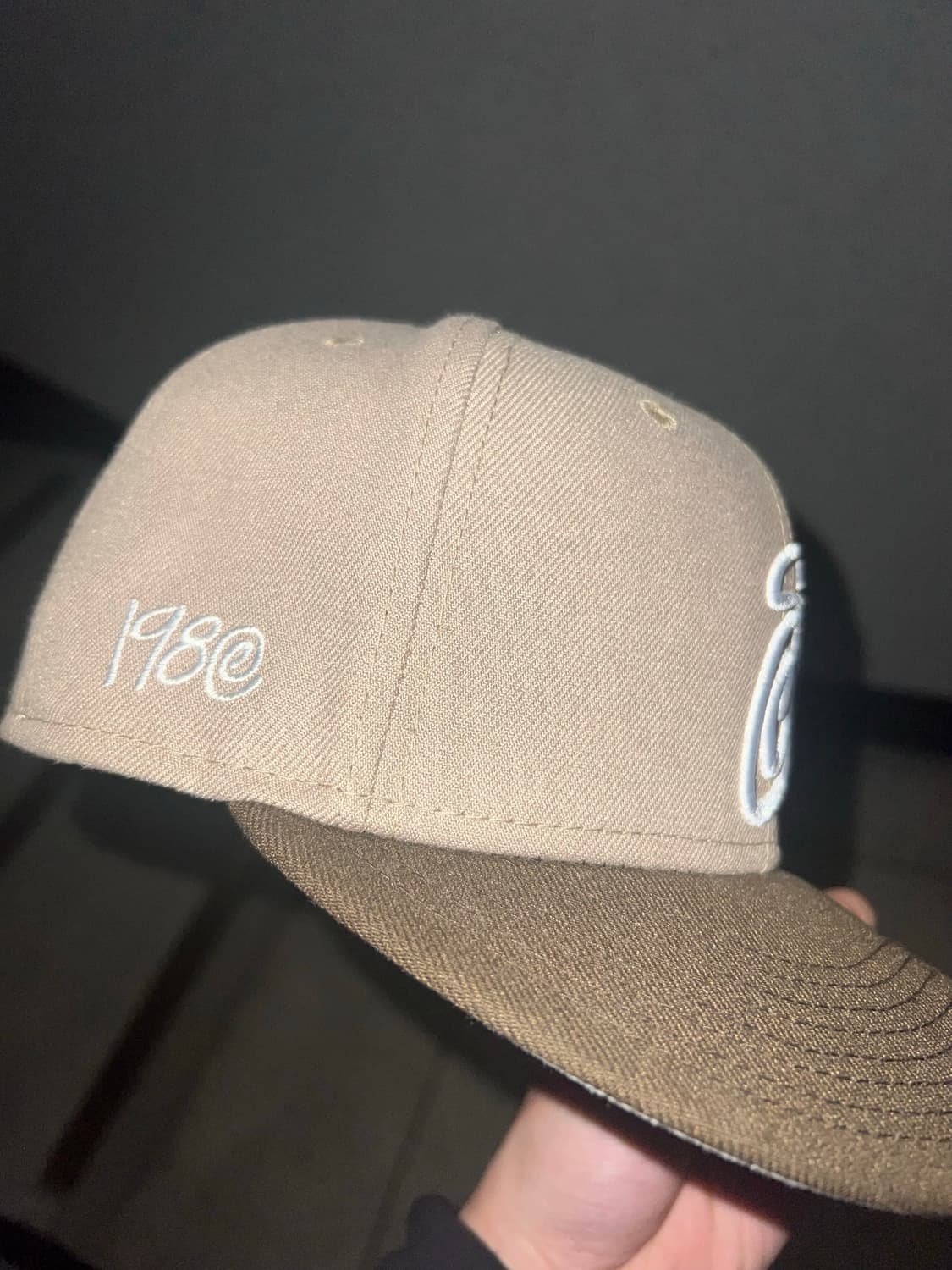 스투시 컬리 S 뉴에라 캡 카키 브라운 상품이미지3