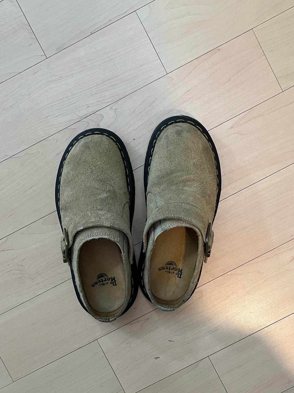 닥터마틴 스웨이드 뮬 230 상품이미지3