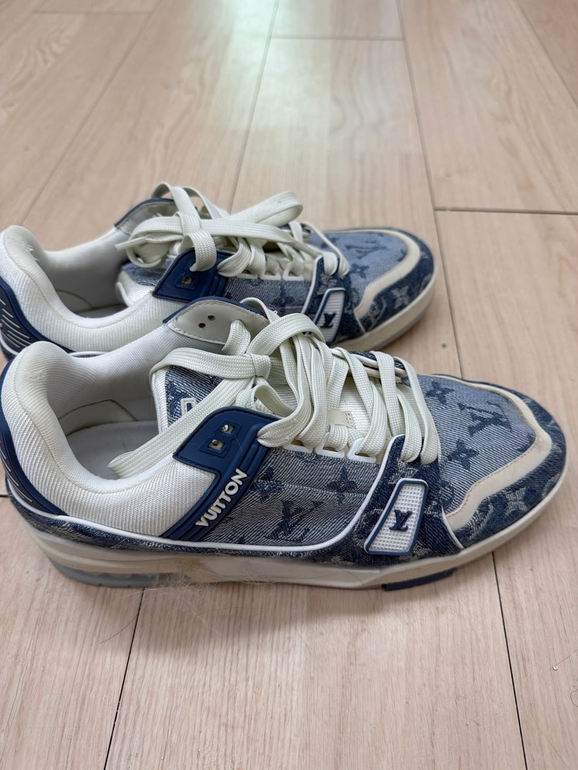 루이비통 스니커즈 상품이미지2