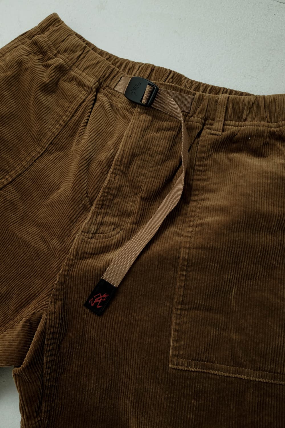 그라미치 코듀로이 루즈 테이퍼드 팬츠 L 상품이미지5