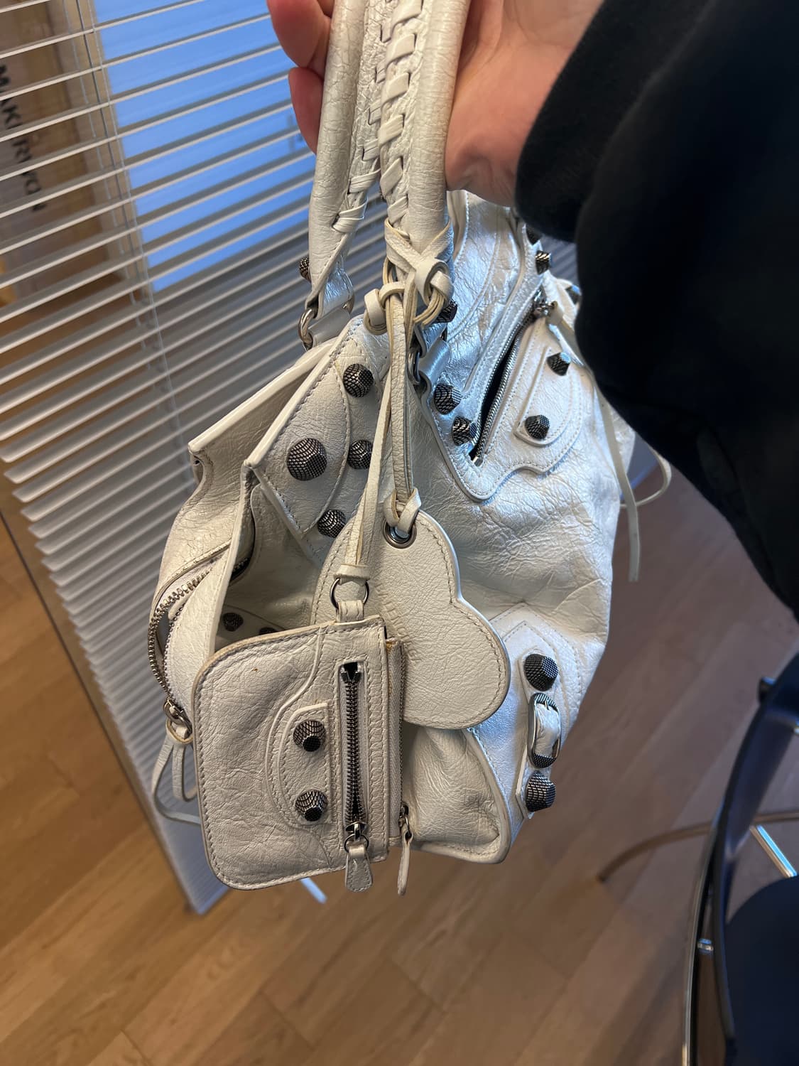 발렌시아가 네오 카골 스몰 백 상품이미지2