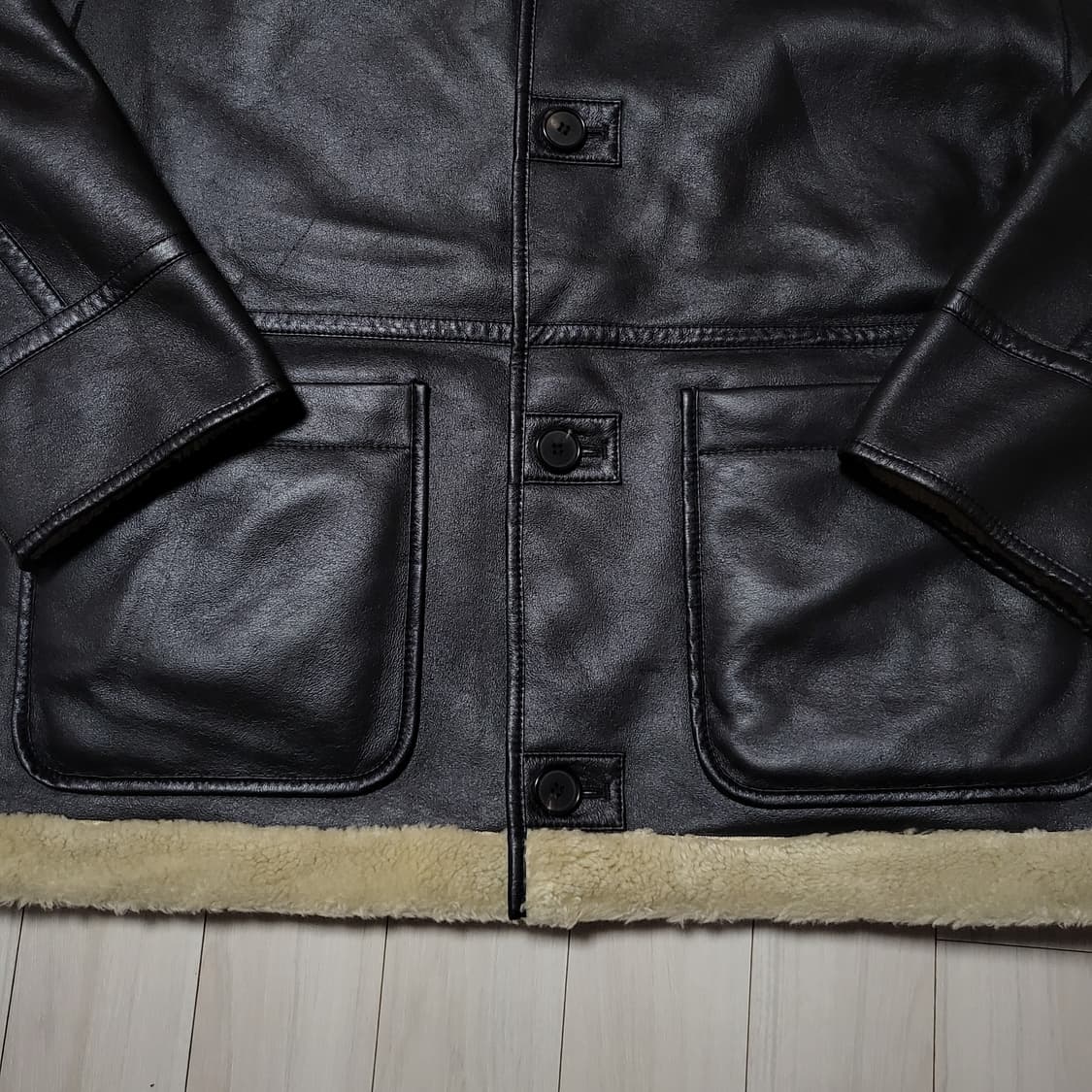 (85) studio tomboy 스튜디오톰보이 리버시블 무스탕 상품이미지10