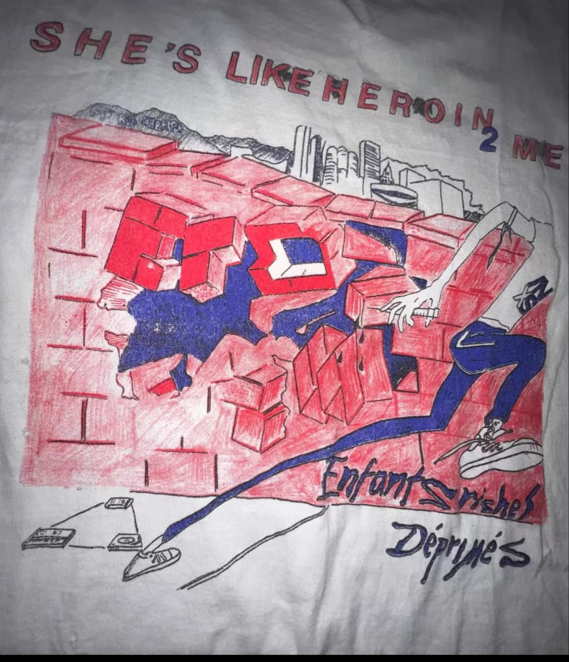 She is like heroin to me 티셔츠  상품이미지1