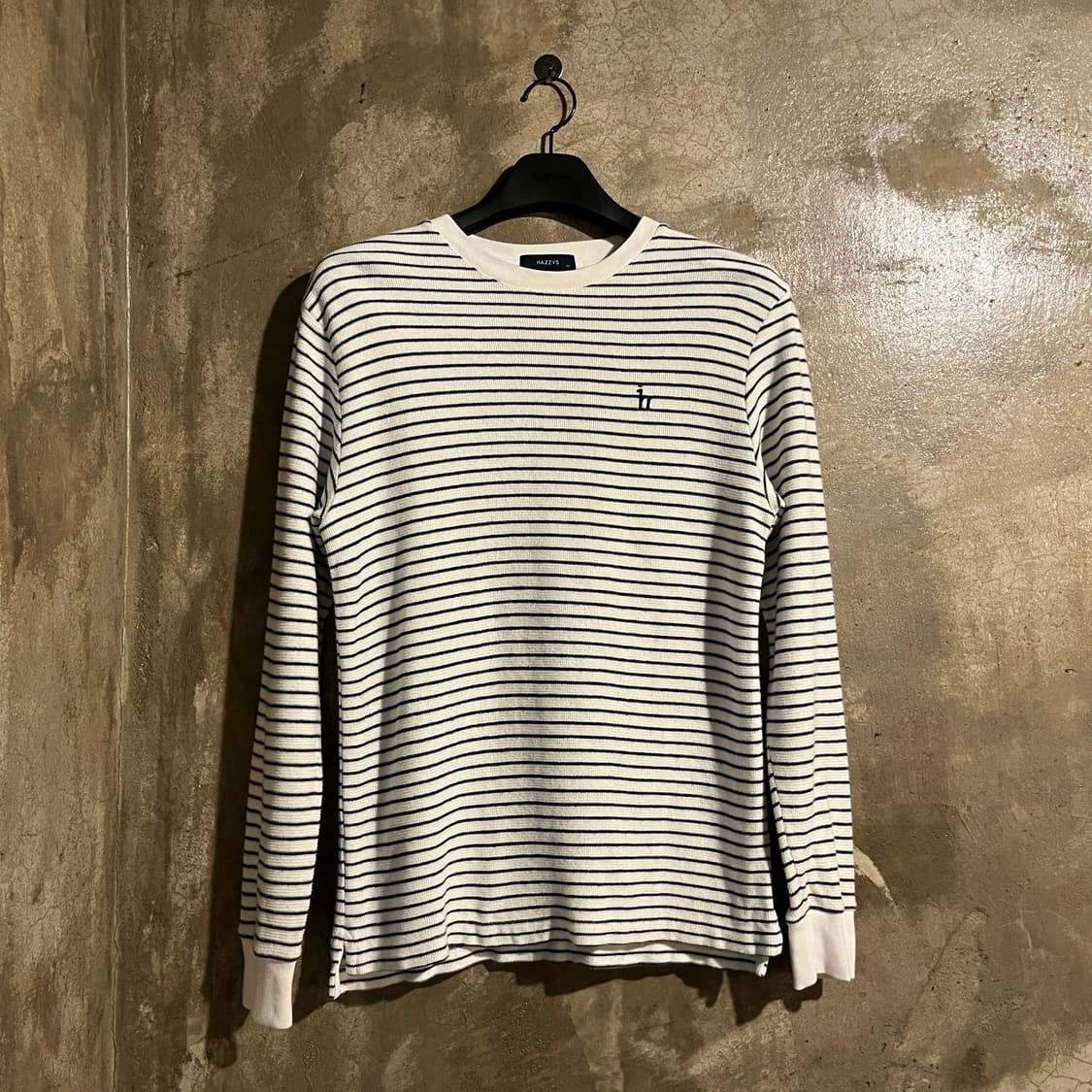 헤지스 롱슬리브 상품이미지1