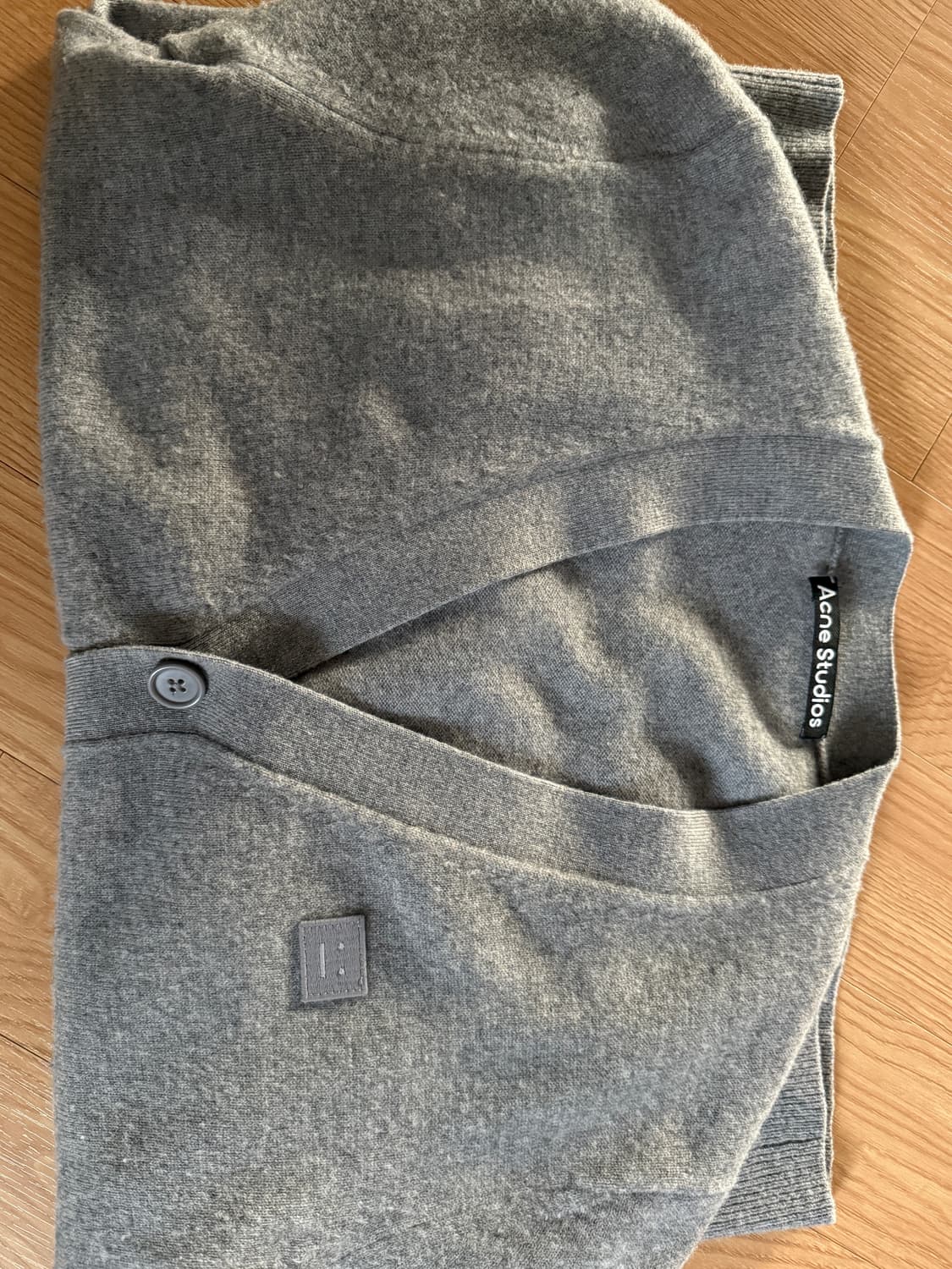 아크네스튜디오 가디건 상품이미지1