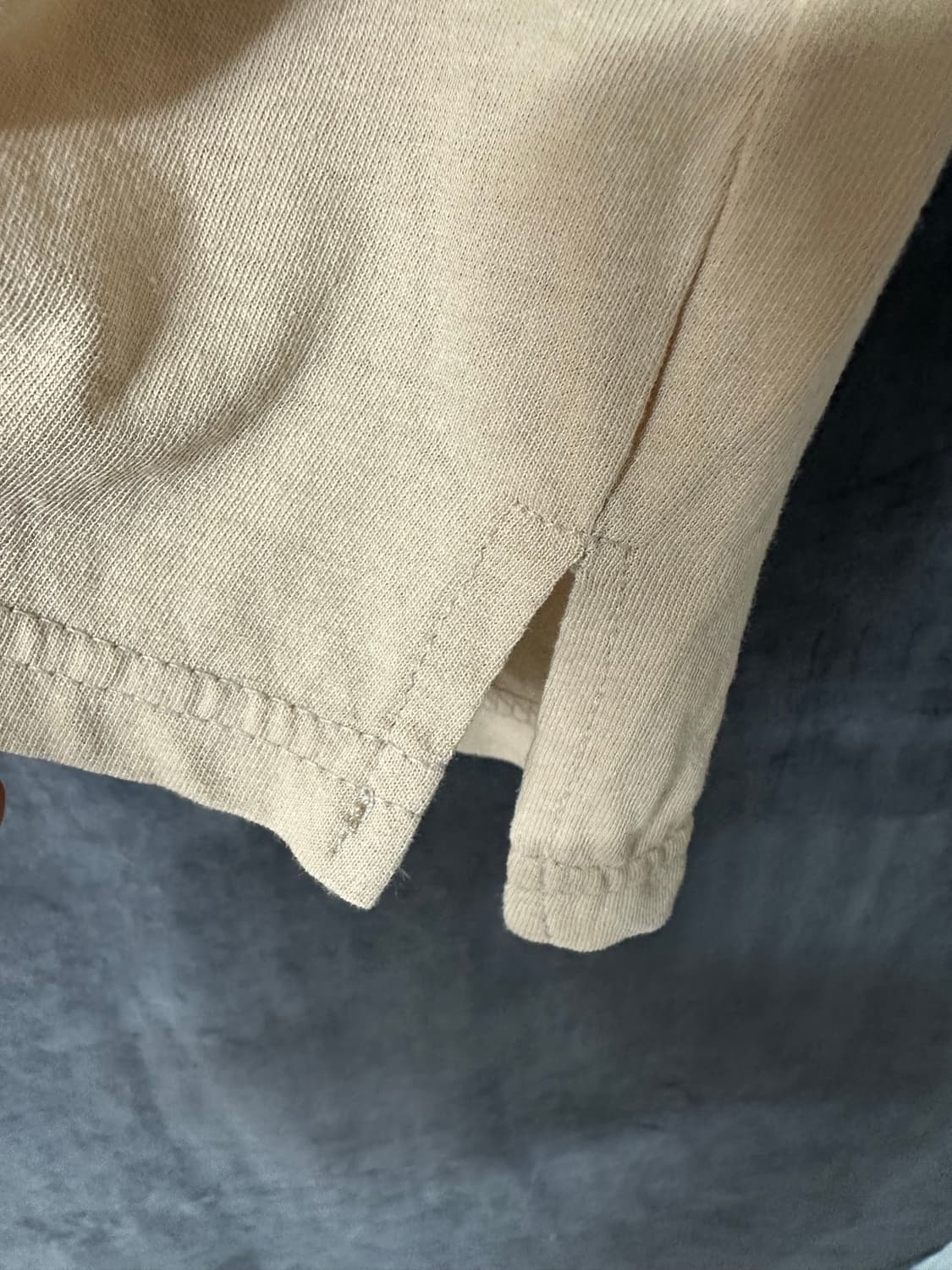 스누피 프린팅 베이지 반팔 티셔츠 FINE CASHMERE M사이즈 상품이미지5