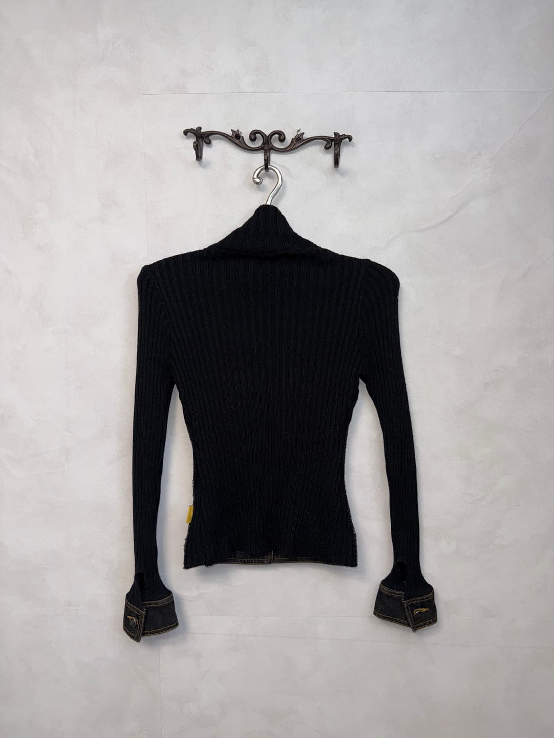 Egoist washing black denim knit zipup  상품이미지3