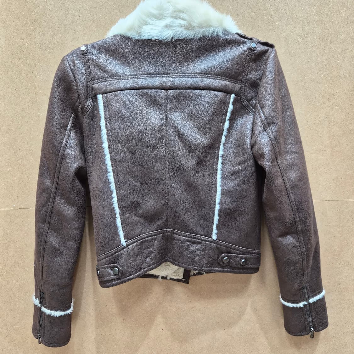 GGPX 무스탕 자켓 상품이미지7