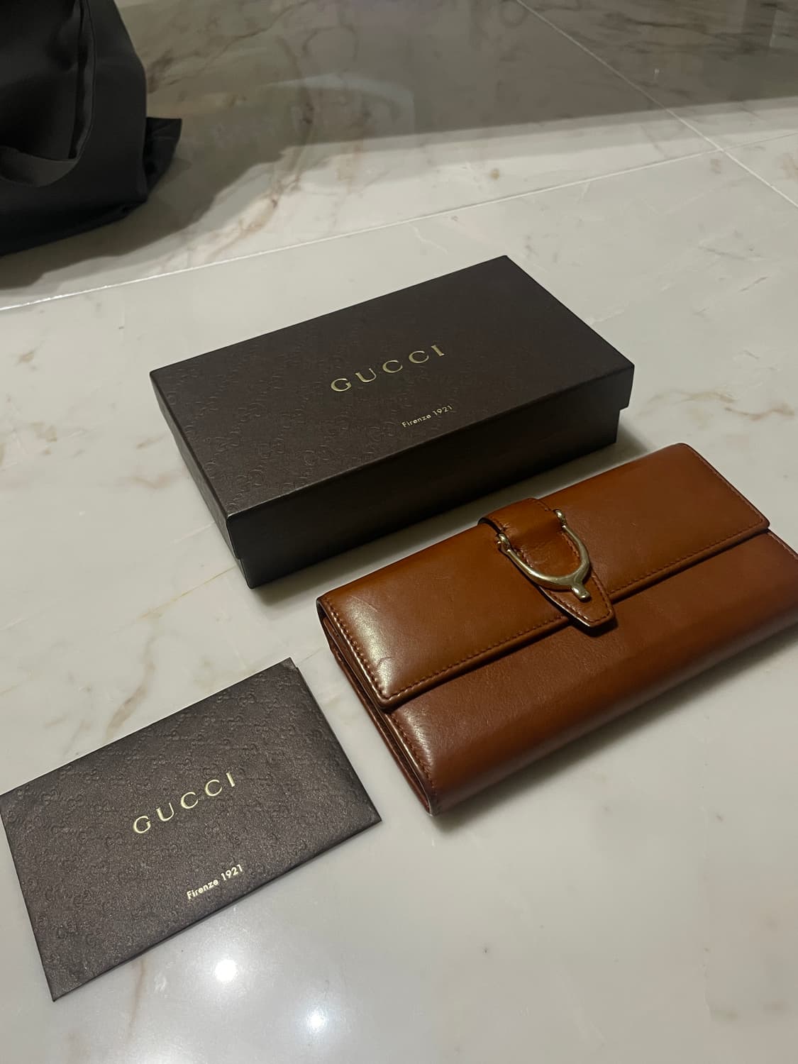 구찌 브라운 장지갑 상품이미지2