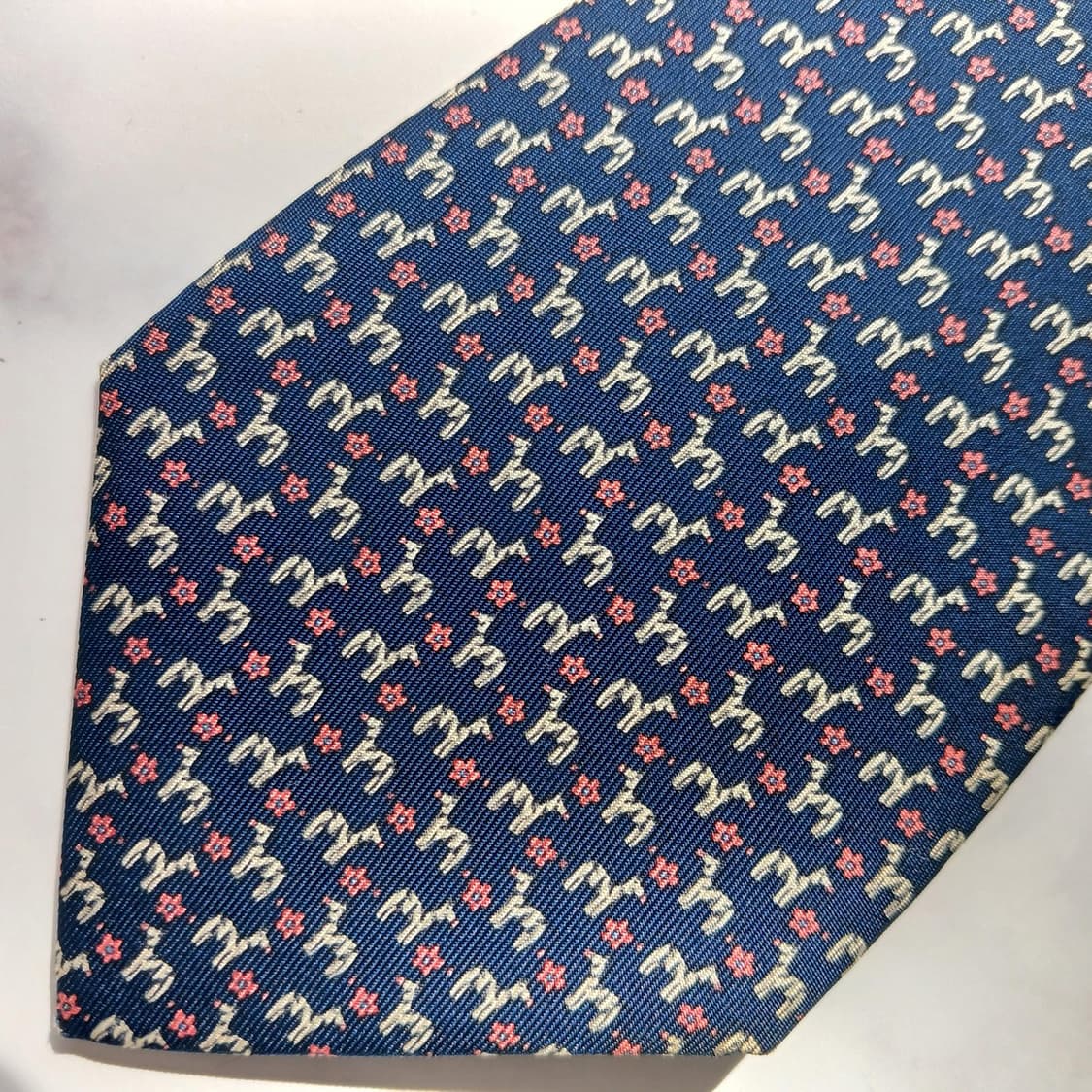 살바토레 페라가모 네이비 얼룩말 패턴 넥타이 8.8cm A등급 E957 상품이미지5