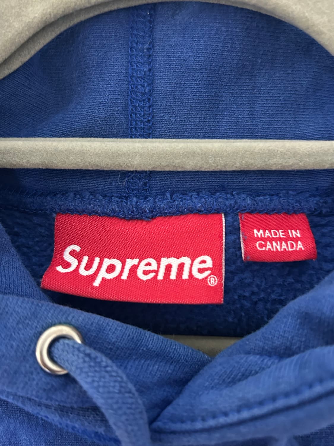 슈프림 s로고 후드티 판매합니다. 상품이미지3