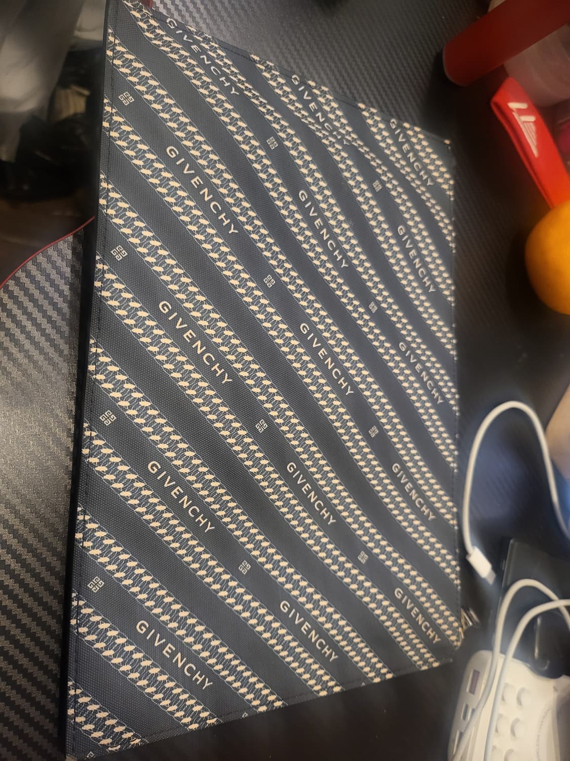 지방시 클러치 상품이미지1