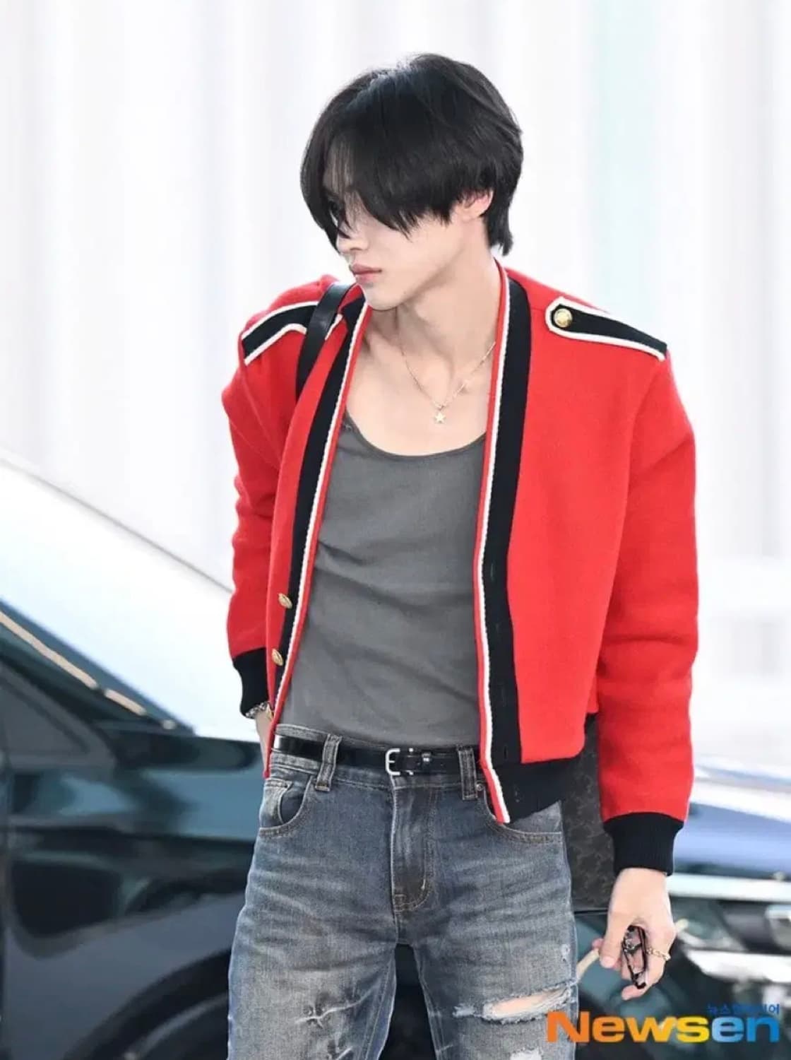 [라이즈 원빈님 착용] 셀린느 19AW 테디 가디건 상품이미지2