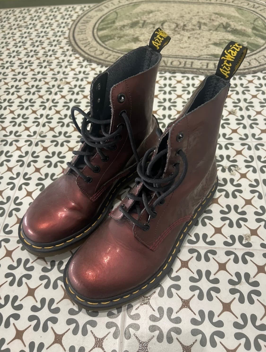닥터마틴 8홀 버건디 희귀 uk5 상품이미지1